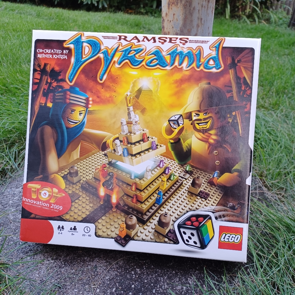Lego Ramses Pyramid complete Legos building bricks family board dice game & box
